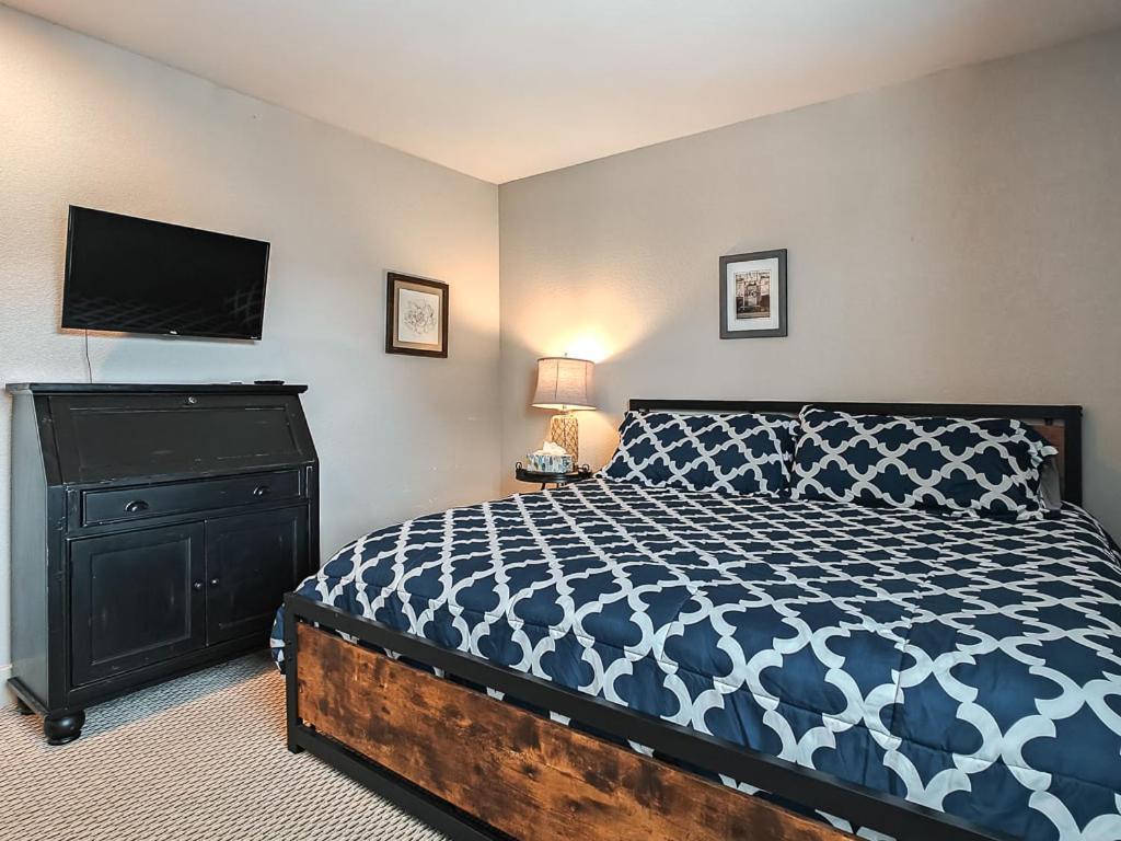 Quiet Plaza Two Bedroom 2 Bathroom カンザスシティ エクステリア 写真